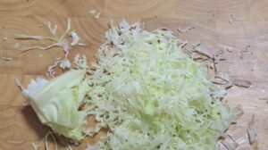Thinly shredded cabbage