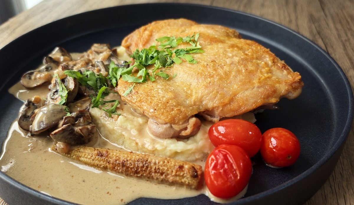Creamy Mushroom Chicken Thigh with Mashed Potatoes